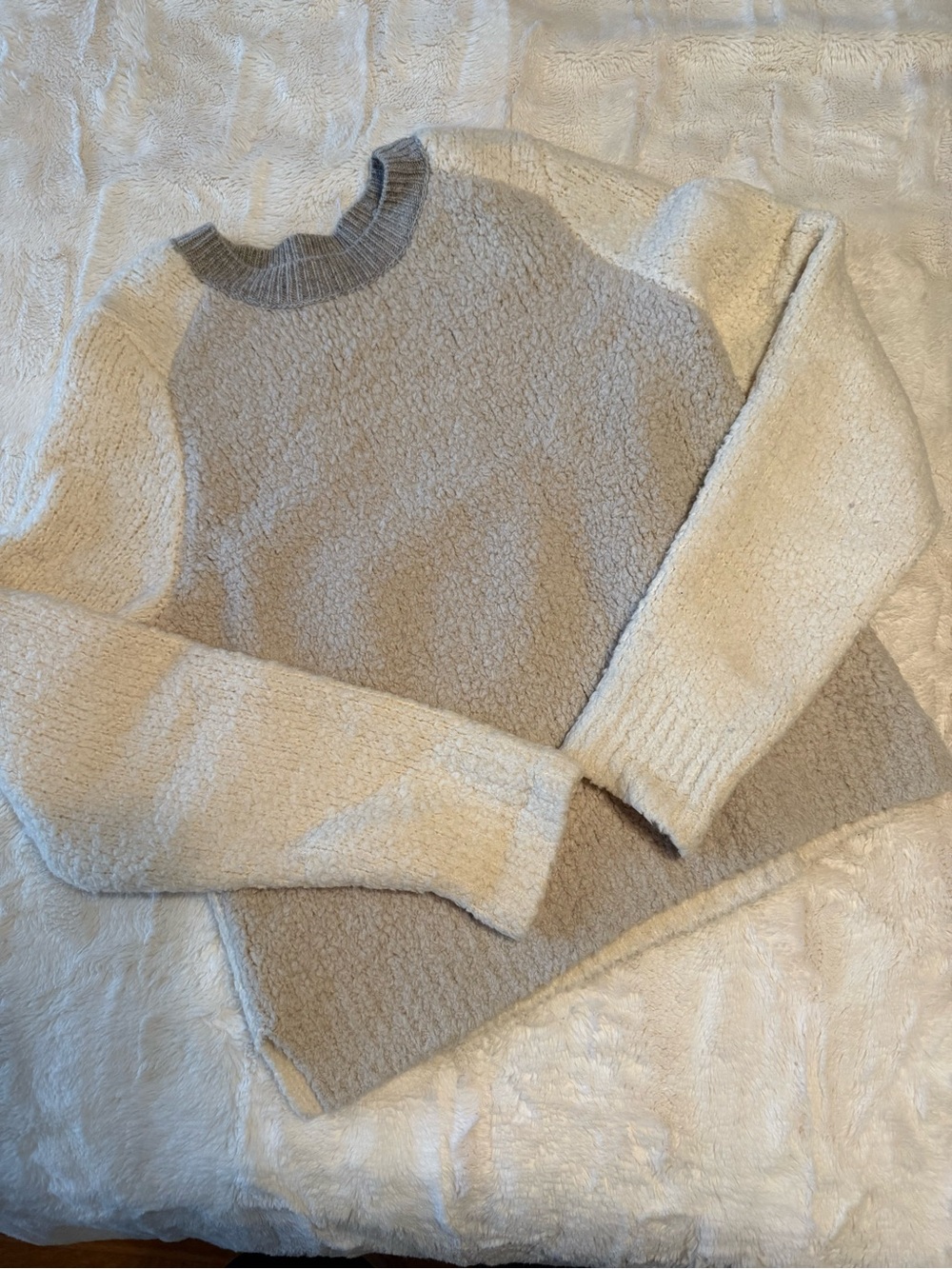 rag & bone Women’s Two-Tone Cream and Light Gray Crewneck Sweater